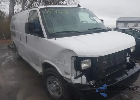 2017 Chevrolet Express 2500 Work Van из США, поврежденный, VIN 1GCWGAFF2H1335709